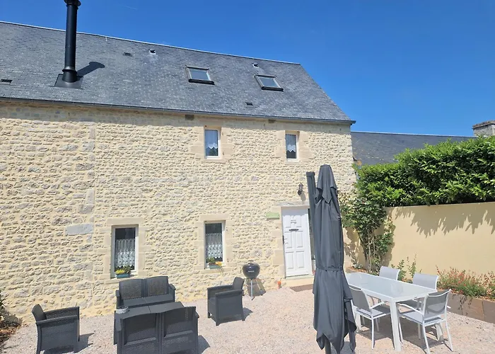 Domaine De Houtteville - - Omaha Normandy Surrain