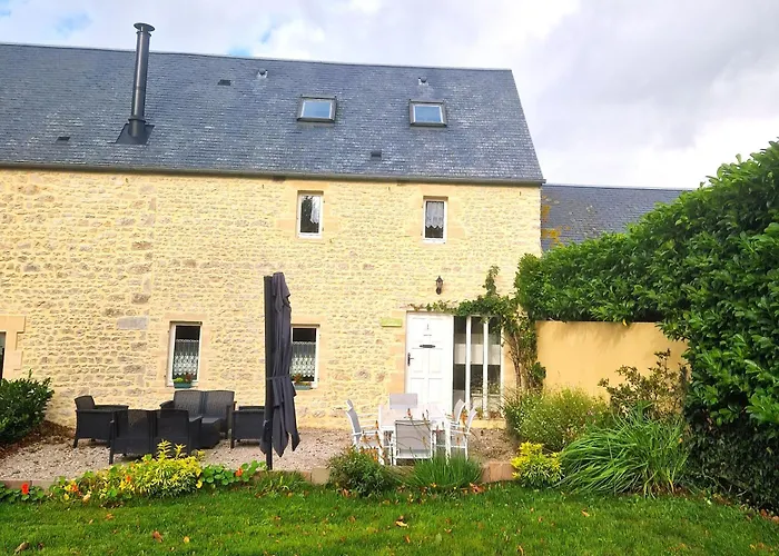 Domaine De Houtteville - - Omaha Normandy Ferienhaus